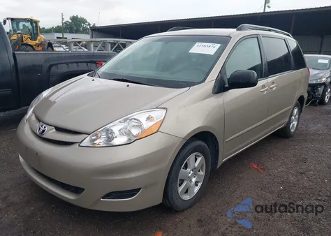 2010 Toyota Sienna Le из США, поврежденный, VIN 5TDKK4CC3AS326275